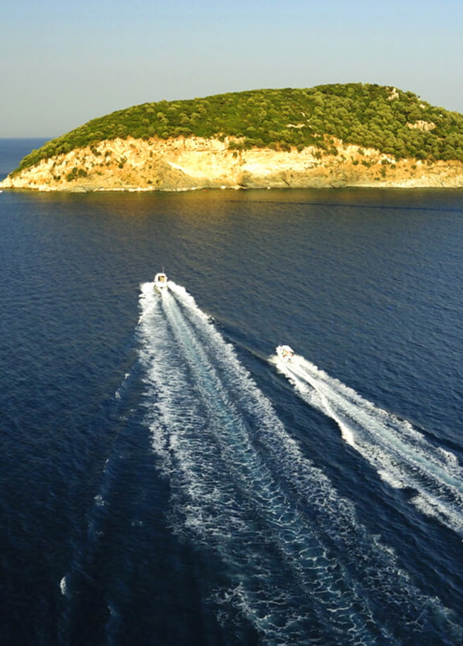 ΔΡΑΣΤΗΡΙΟΤΗΤΕΣ Βόλτα με σκάφος στην Νέα Ηρακλείτσα