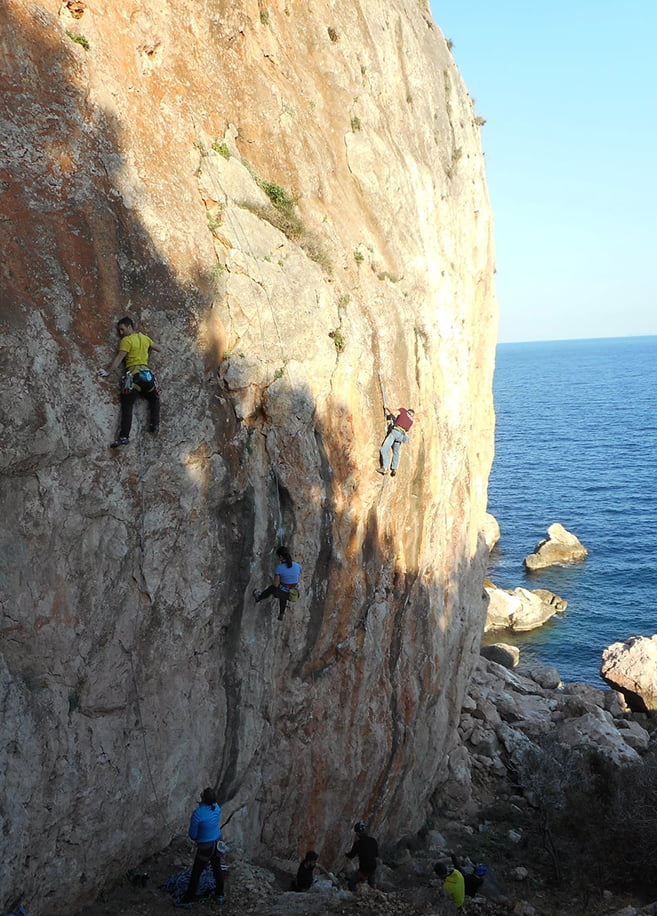 ΔΡΑΣΤΗΡΙΟΤΗΤΕΣ Κόκκινα Βράχια Ηρακλείτσα