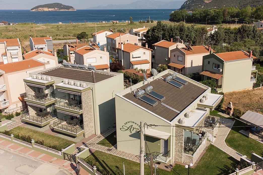 ΕΜΕΙΣ Ενοικιαζόμενα δωμάτια στην Ηρακλείτσα